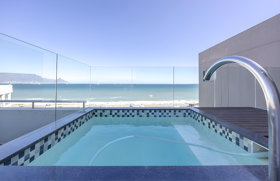 2 Bedroom Property for Sale in Beachfront Western Cape